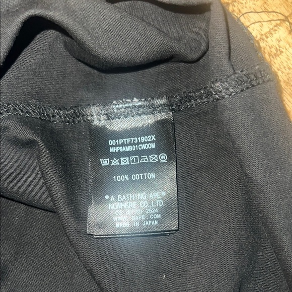 MCM Black and Gold Graphic Tee - Picture 4 of 7